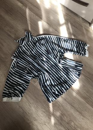 Блуза-розлітайка з принтом зебра