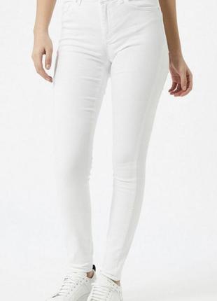 Белые узкие джинсы с высокой посадкой3 фото
