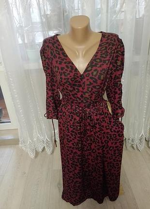 Платье марсала в леопардовый принт