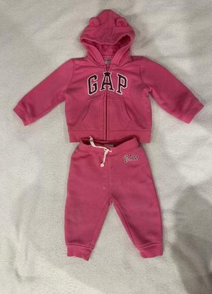 Костюмчик gap