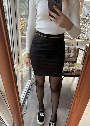 Короткая классическая юбка