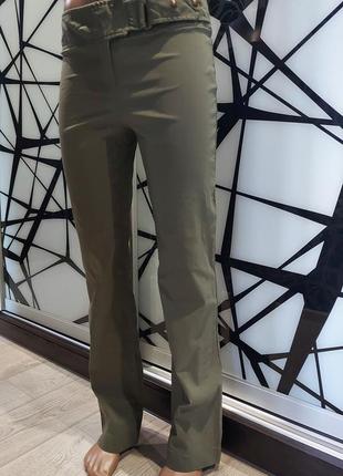 Мегаудобные брюки прямого кроя с поясом etam цвета хаки 44-467 фото