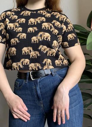 Укорочена футболка зі слонами