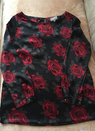 Нарядна блузка