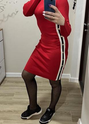 Сукня жіноча