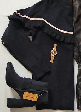 Светр  з оборкамм4 фото