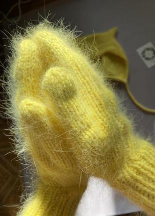 Невероятные пушистые варежки желтого цвета с узором, пух норки
