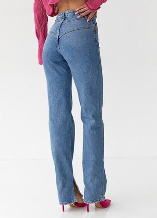 Жіночі джинси з фігурною кокеткою10 фото