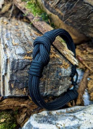 Браслет из паракорда