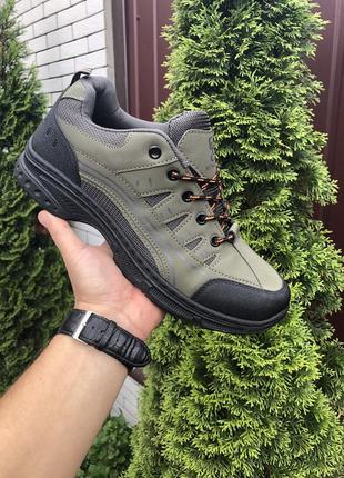 Военные мужские кроссовки тактические демисезонные удобные из кожи+сетка темно зеленого цвета