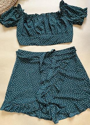 Класний літній костюмчик