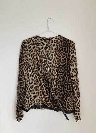 Блуза с леопардовым принтом zara