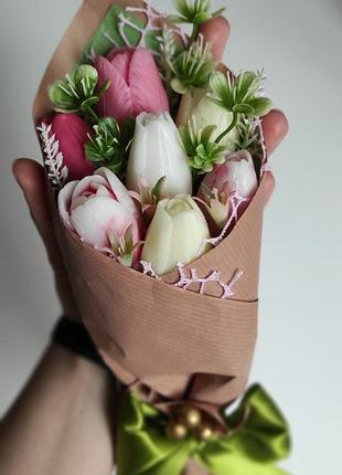 Букетик мильних тюльпанів