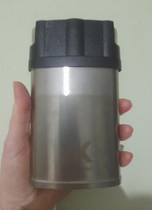 Пляшечка, з нержавіючої сталі, нова. ak. є 2 шт, цвга вказана за 1 шт.