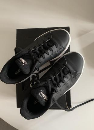 Кросівки adidas advantage base ee7511 р.37 1/3