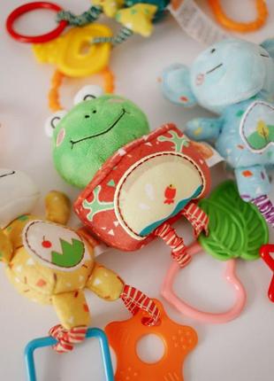 Підвісні плюшеві іграшки для дітей tumama набір 4 шт2 фото