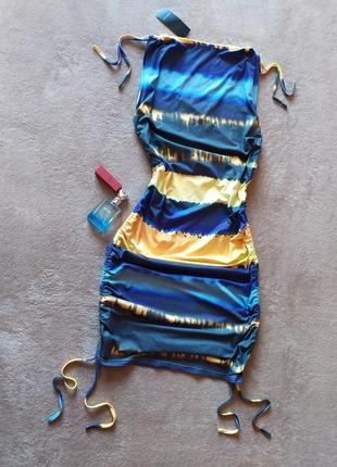 Шикарное платье трансформер со зтяжками по всей длине и на плечах длина регулируется2 фото