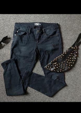 Брендовые джинсы скинны в стиле гранж1 фото