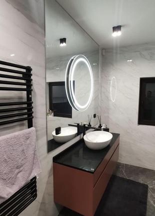 Зеркало с led подсветкой в ванную комнату 800*800 мм4 фото