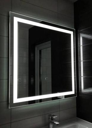 Led дзеркало з підсвіткою у ванній кімнаті 683х800 мм2 фото