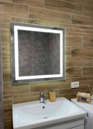 Led дзеркало з підсвіткою у ванній кімнаті 683х800 мм1 фото