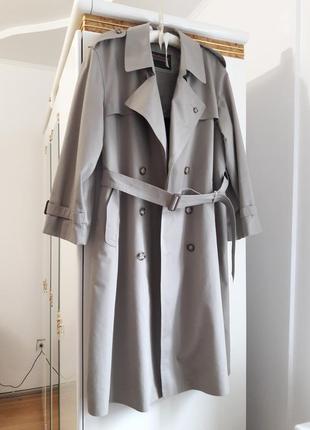 50 р плащ двобортний довгий на вовняній підкладці