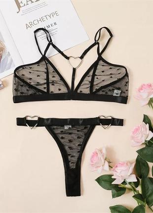 Сексуальный комплект женского нижнего белья с сердечками: лиф без пушап и трусики