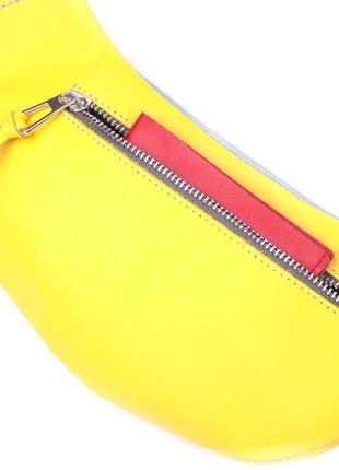 Патріотична шкіряна сумка-бананка комбі двох кольорів серце grande pelle 16760 жовто-блакитна6 фото