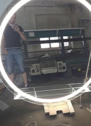 Зеркало с led подсветкой в ванную комнату 800*800 мм2 фото
