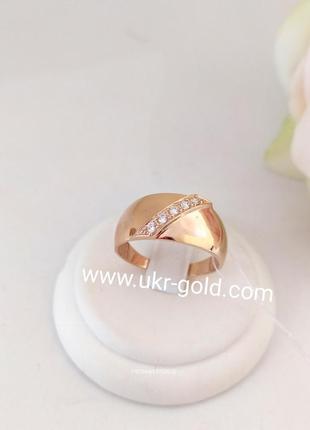 Золотое кольцо с цирконием кольцо из красного золота с фианитами1 фото