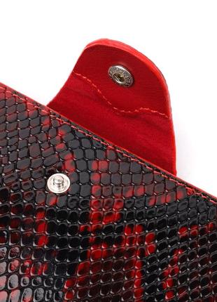 Яскраве жіноче портмоне з натуральної фактурної шкіри під змію karya 21003 червоний3 фото