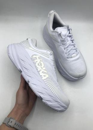 Кросівки для бігу hoka bondi 7 (1110519 wwh) оригінал