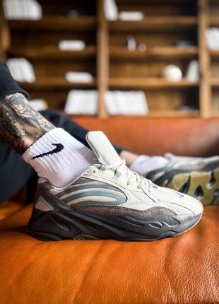 Мужские кроссовки adidas yeezy boost 700 tephra