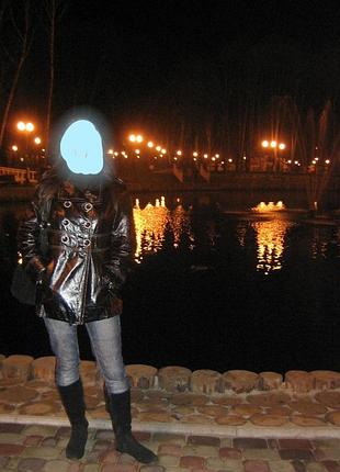 Куртка шкіра лакована р. м.