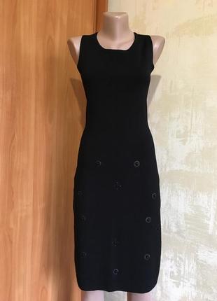 Шикарное трикотажное платье с аппликацией monsoon