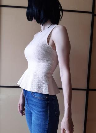 Блуза с рюшем, воланом, нюдовая с красивой спинкой, ткань с тиснением asos3 фото