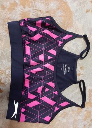 Спортивный топ