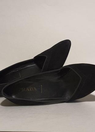 Замшеві чорні туфлі лодочки на підборах шпильці 35,5eu prada оригінал5 фото