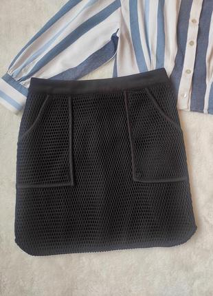 Черная короткая юбка мини деми плотная теплая с сеткой с карманами спереди стрейч