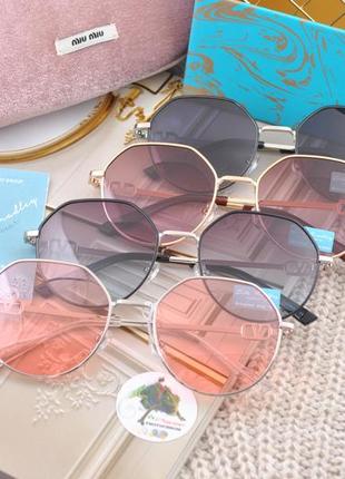 Фирменные солнцезащитные  очки  rita bradley polarized rb81225 фото