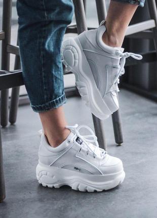 Шикарні жіночі кросівки на платформі buffalo london white 😍 (весна/ літо/ осінь)3 фото
