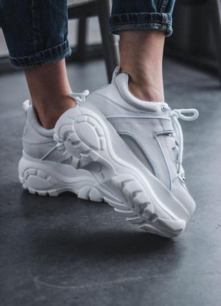 Шикарні жіночі кросівки на платформі buffalo london white 😍 (весна/ літо/ осінь)5 фото