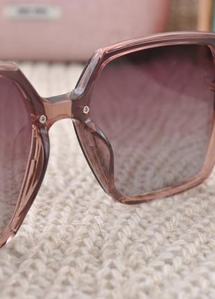 Фирменные солнцезащитные  очки  rita bradley polarized rb7224 фото