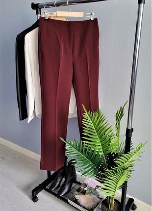 Бордовые брюки клеш