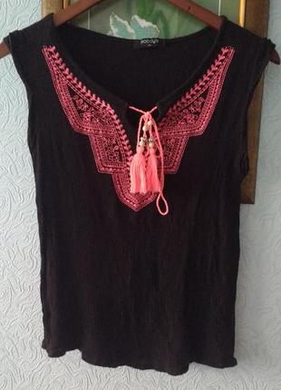 Блуза з вишивкою і кистями в стилі бохо moogys