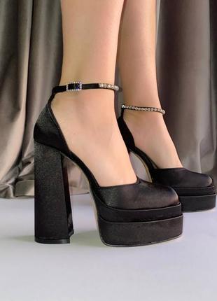 Туфли атласные на высоком каблуке платформе женские
