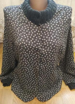 Очаровательный  шерстяной свитер кардиган м италия