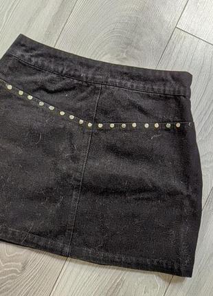 Новая джинсовая юбка с заклепками7 фото