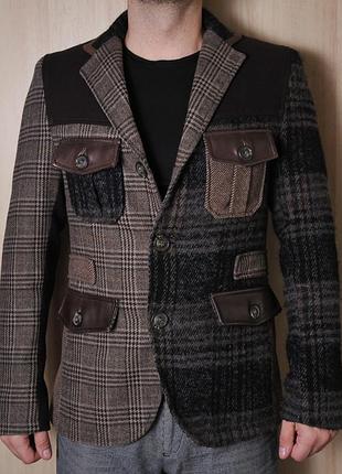 Шикарный  авторский фактурный  пиджак "desigual"👍👍👍