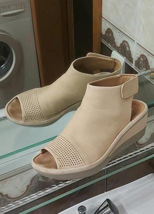 Clarks босоножки сабо кожа